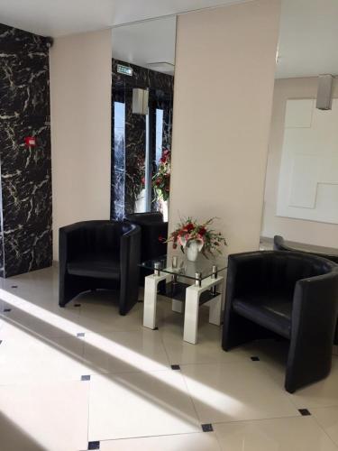 Lazurny Bereg Apartment 4