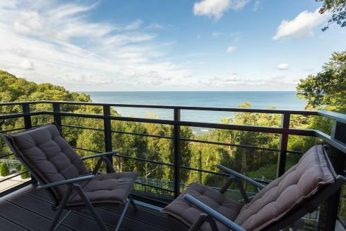 Lazur Sea View Apartment