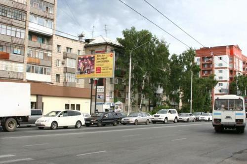 Apartment On Komsomolskiy Pr. 49