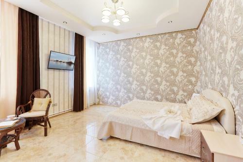 Royal Hotel