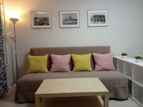 Apartment On Svyazi 8