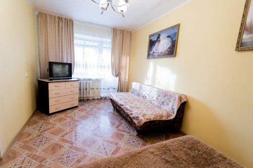 Apartment At 50 Let Oktyabrya 39