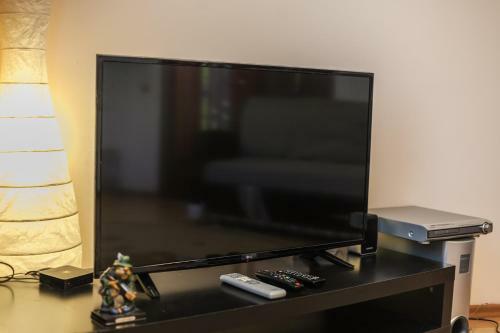 Apartamento 2kv Alieksandra Matrosova 1/2