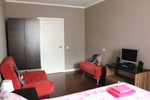 Apartamento Sutkidvoye On Traktornaya