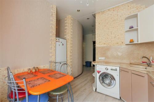 Apartment On Dvoryanskaya 15