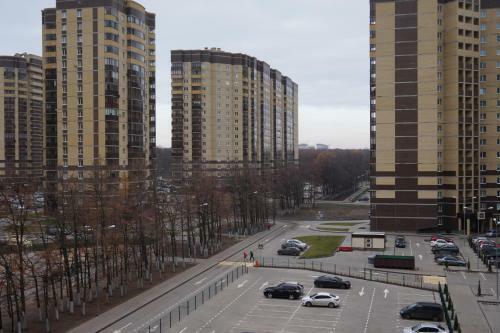Apartment On Zhiloy Massiv Olimpiyskiy 10