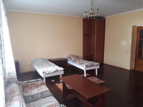 Cheapotel Hostel