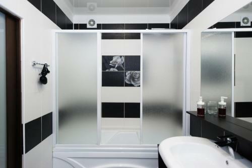 Apartment On Shadrinskiy Pereulok