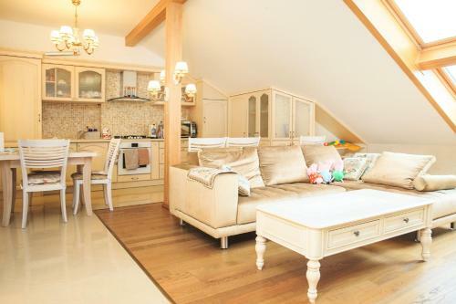 Apart39 On Okruzhnaya 4