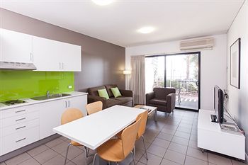 Aparthotel Majestic Oasis Apartments