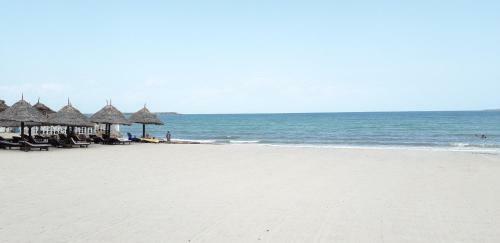 Hotel Jangwani Sea Breeze Resort