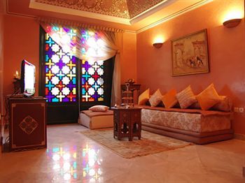 Hotel L Mansion Guest Palace