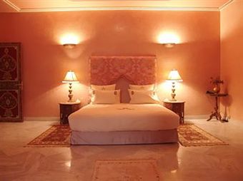 Hotel L Mansion Guest Palace
