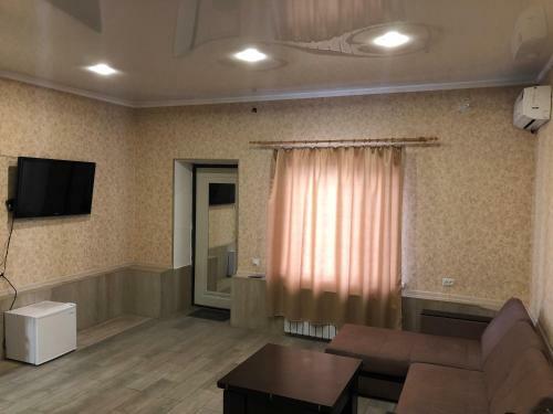 Hostal Kak Doma Guest House