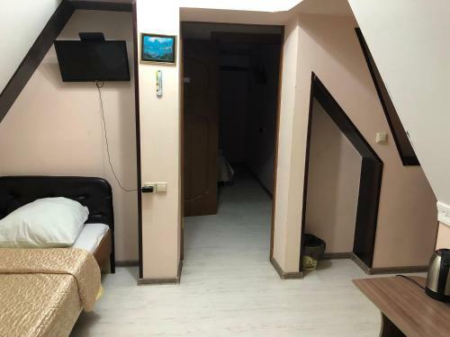 Hostal Kak Doma Guest House