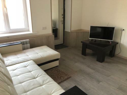 Hostal Kak Doma Guest House