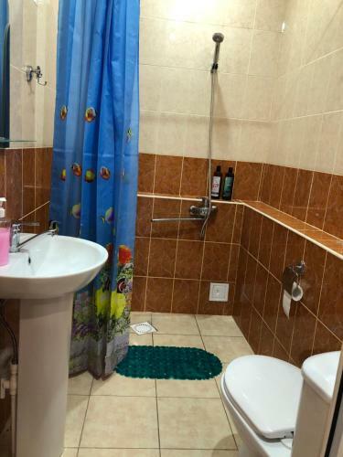 Hostal Kak Doma Guest House