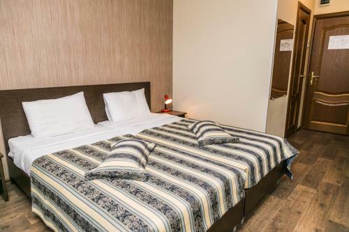 Hotel Zolotaya Dolina - Academgorodok