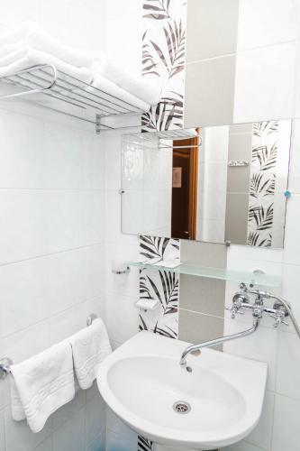 Hotel Zolotaya Dolina - Academgorodok