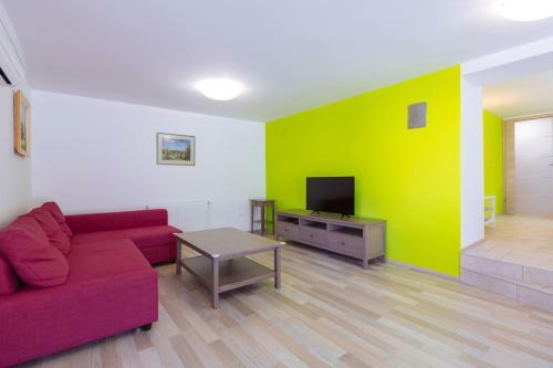Apartments Burja