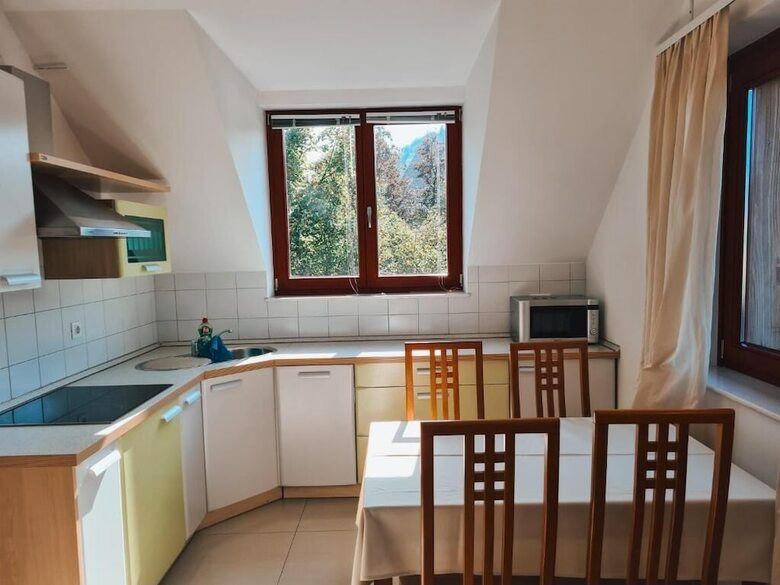 Hostal Pr Klaudiji Guest House Bled