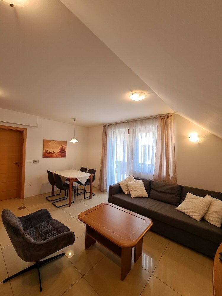 Hostal Pr Klaudiji Guest House Bled