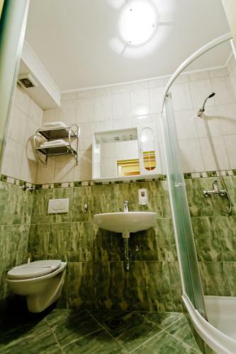 Hostal Guesthouse Les
