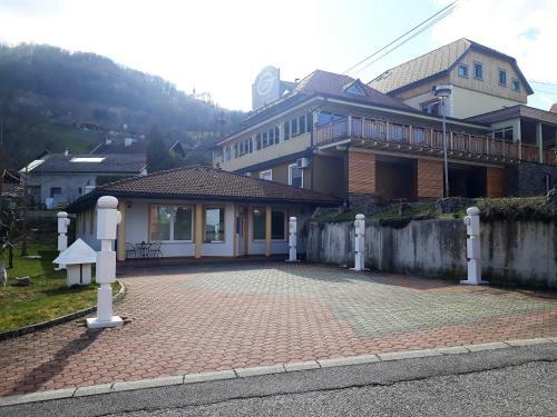 Apartments Life & Energy