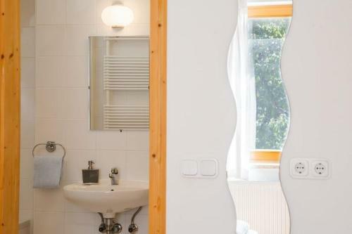 Hostal Reka Hisa River Side Lodge