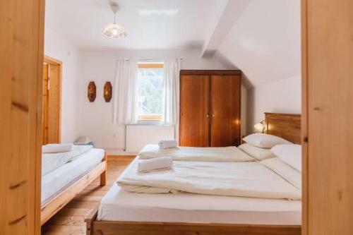 Hostal Reka Hisa River Side Lodge