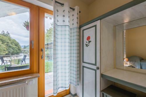 Hostal Reka Hisa River Side Lodge