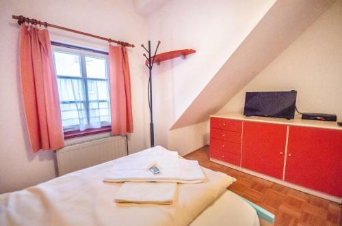 Hostal Guesthouse Skafar