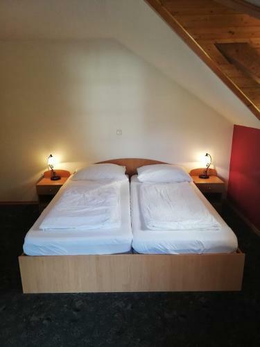 Hotel Gostilna Logar