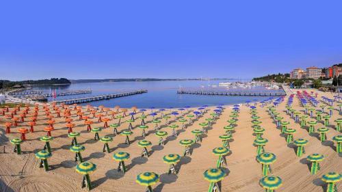 Floating Sea Houses Marina Lux