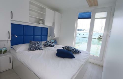 Floating Sea House Kahne Portoro?