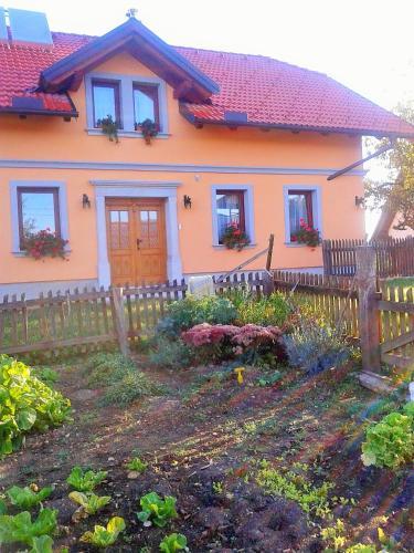 Agroturismo Pri Lazarju Farm Stay