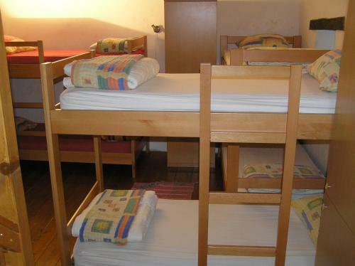 Pliskovica Youth Hostel