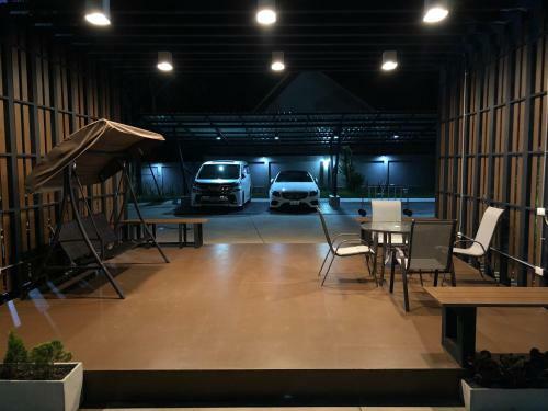 Albergue The C Hotel