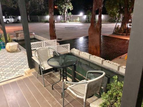 Albergue The C Hotel