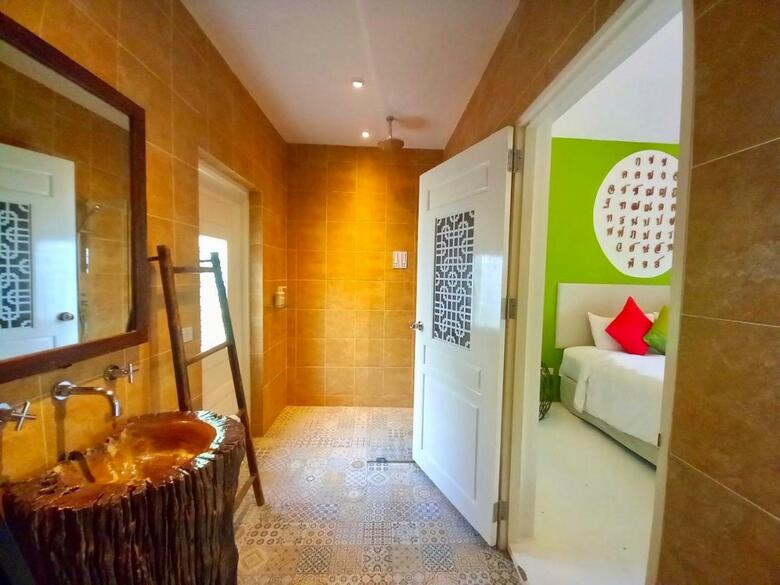 Hotel Sanae Beach Club