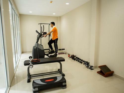 S Bangkok Hotel, Navamin