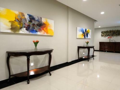 S Bangkok Hotel, Navamin