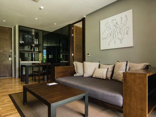 Hotel Atta Lakeside Resort Suite