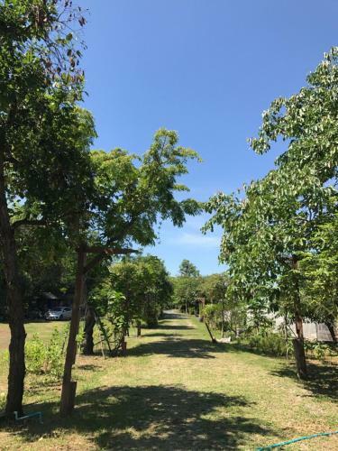 Hotel Baan Suan Rim Nam