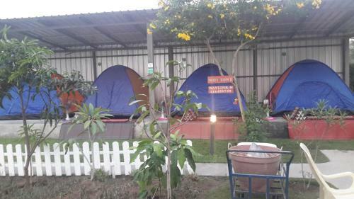 Hotel Sports Bar & Resort