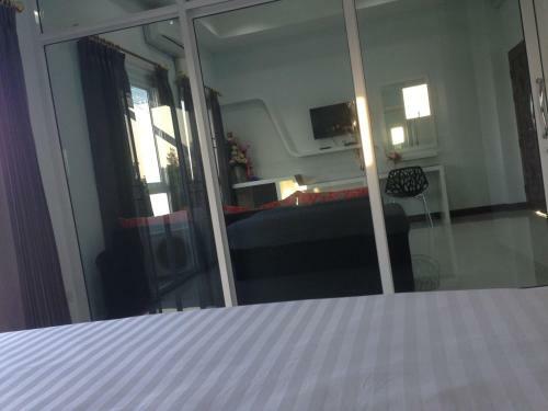 Praiyanan Place Hotel