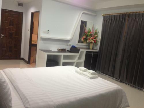 Praiyanan Place Hotel