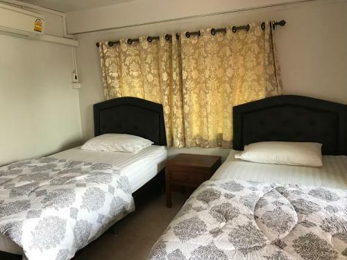 Hotel Rubtawan Sichang Resort