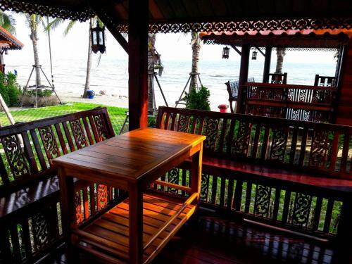 Hotel Ploenura Resort Laemsing