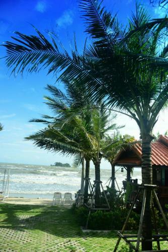 Hotel Ploenura Resort Laemsing